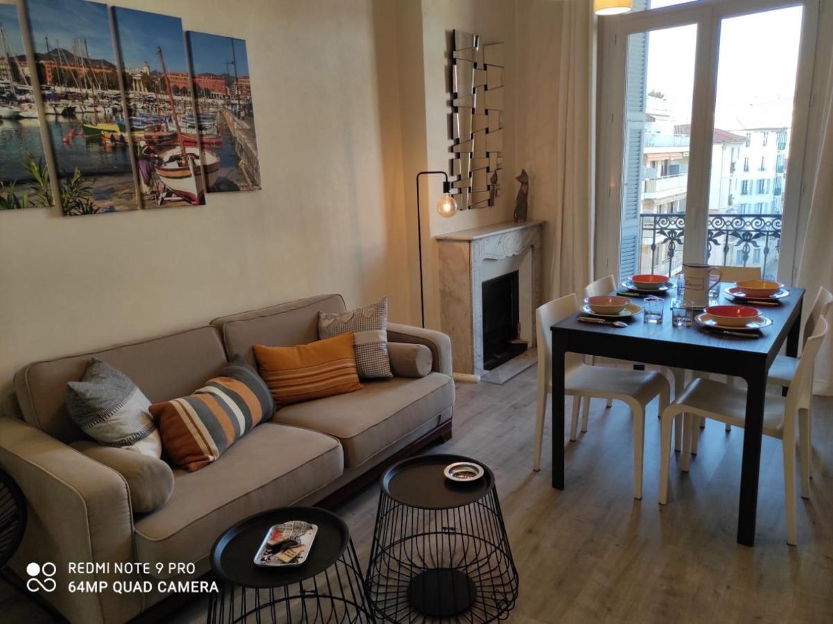 Pretty And Quiet Top Floor 2 Bedroom Flat In The Port Area Of Nice Ngoại thất bức ảnh